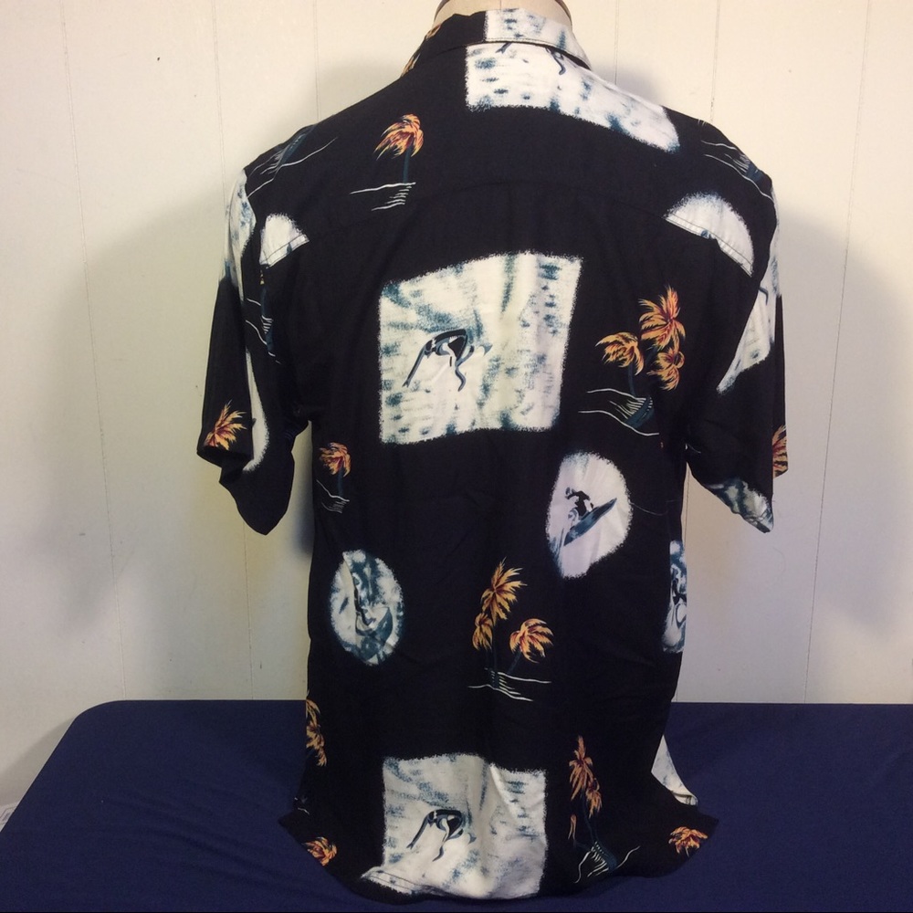 Thumbs UP Surfing and palm trees Mens Hawaiian Shirt size small - Picture 5 of 7